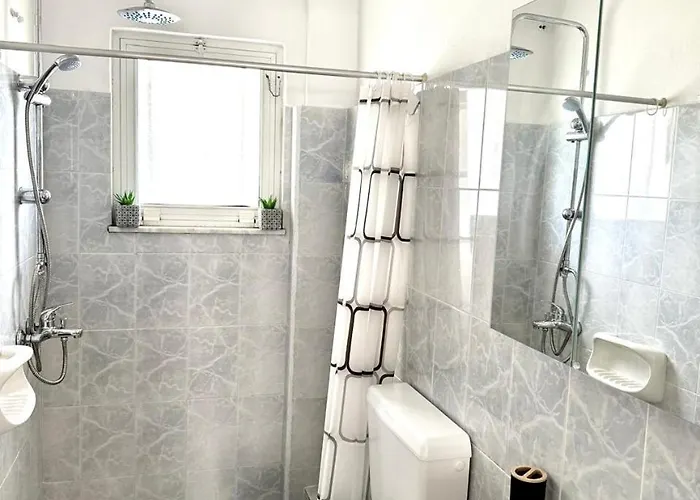 Marina Aparthotel 3*