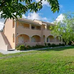 Marina Studios 3* Sidárion